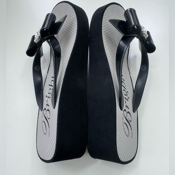 Brighton Bowie Wedge Flip Flop Sandal - Picture 7 of 11